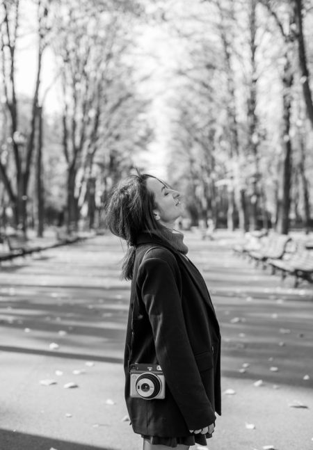Жіночий фотограф психотерапевт Альона Якімчук